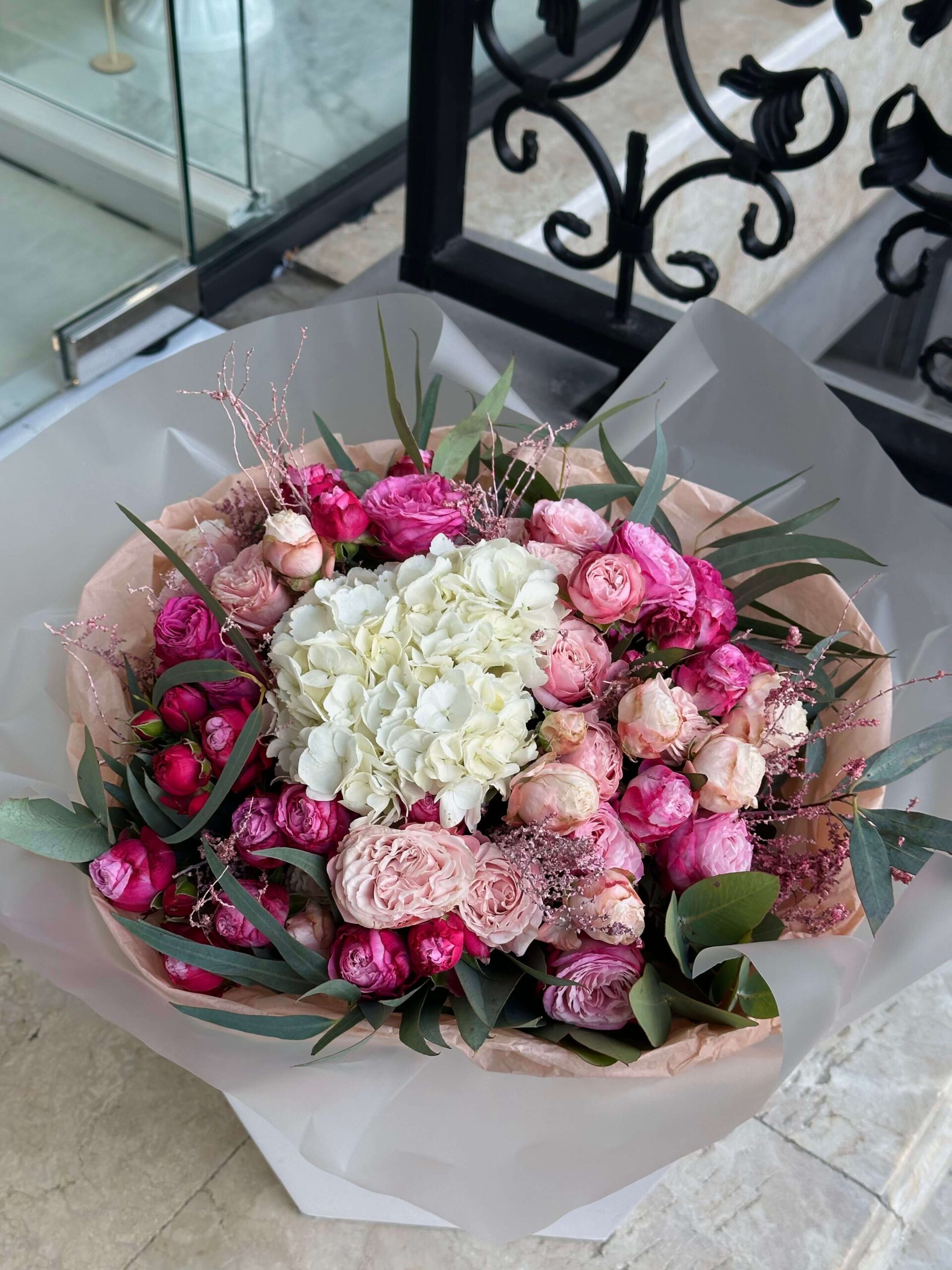 Bouquet with White Hortensia and Spray Roses - Image 2