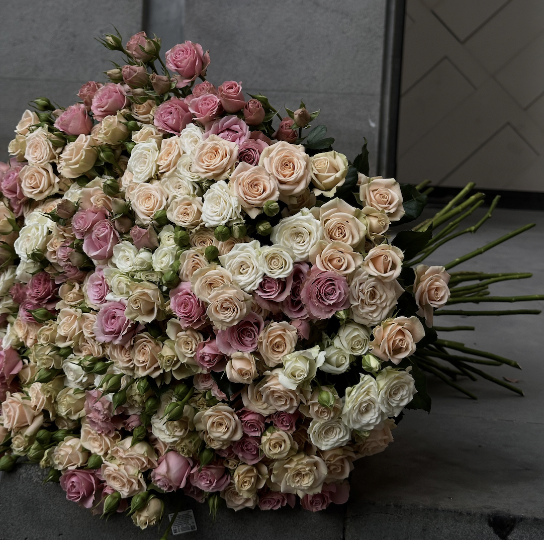 Spray Roses Mix